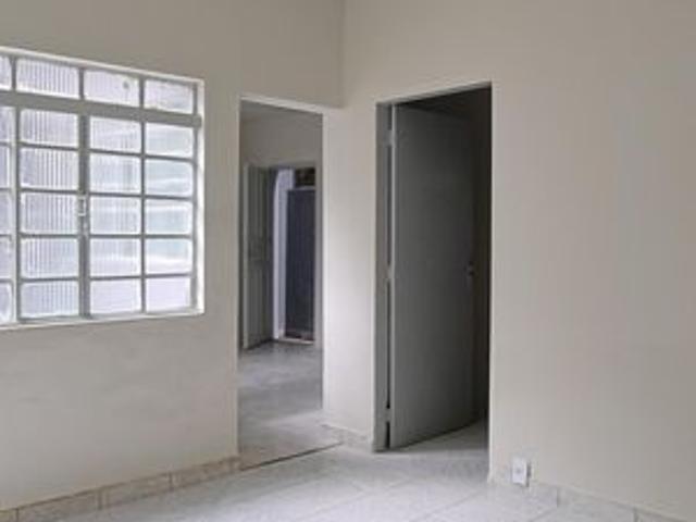 Casa para alugar com 60m², 2 quartos e 1 vaga