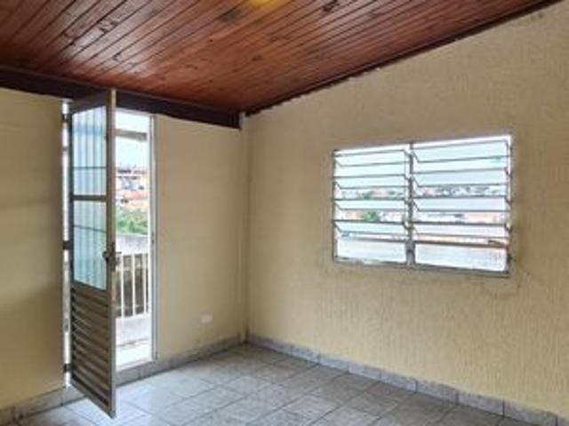 Casa para alugar com 60m², 2 quartos e sem vaga