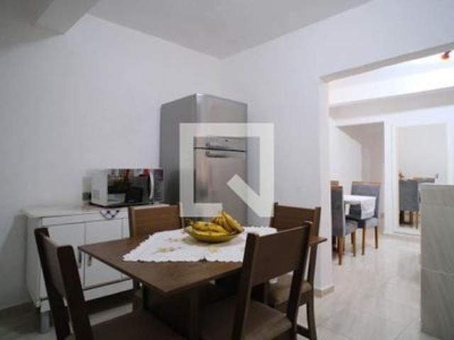 Casa para alugar com 60m², 2 quartos e sem vaga