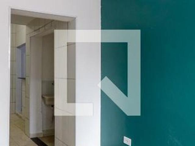 Casa para alugar com 67m², 2 quartos e sem vaga