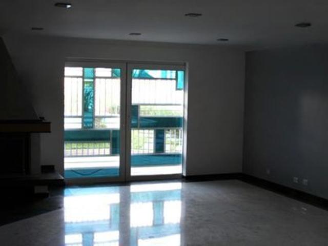 Casa para alugar com 650m², 4 quartos e 12 vagas