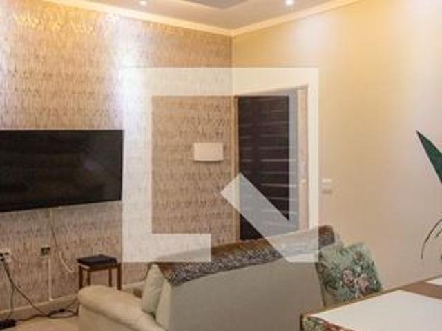 Casa para alugar com 700m², 3 quartos e 5 vagas