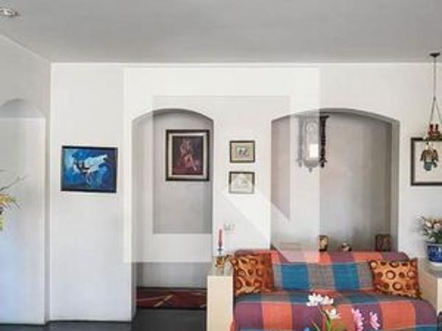Casa para alugar com 700m², 3 quartos e 6 vagas