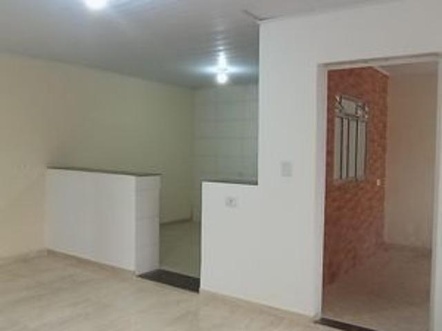 Casa para alugar com 70m², 1 quarto e 1 vaga