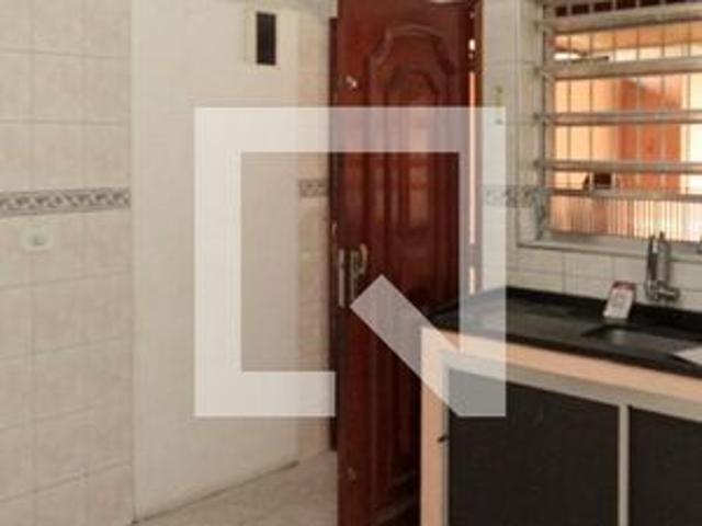 Casa para alugar com 70m², 2 quartos e 1 vaga
