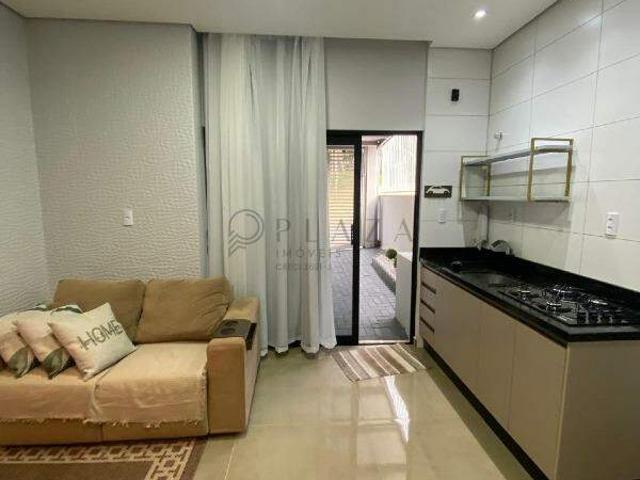 Casa para alugar com 72m², 2 quartos e 1 vaga