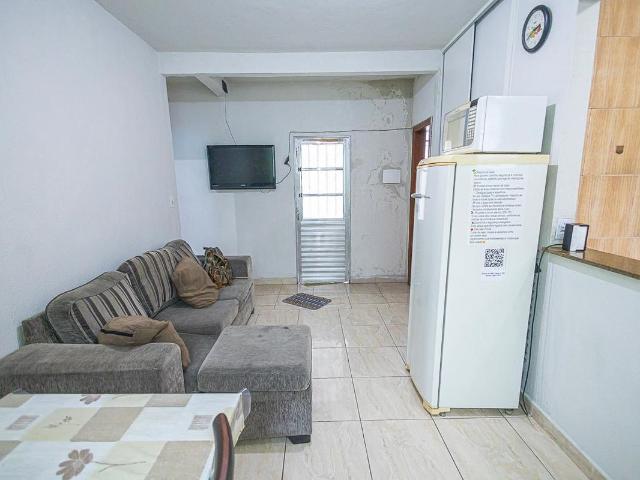 Casa para alugar com 80m², 2 quartos e 1 vaga