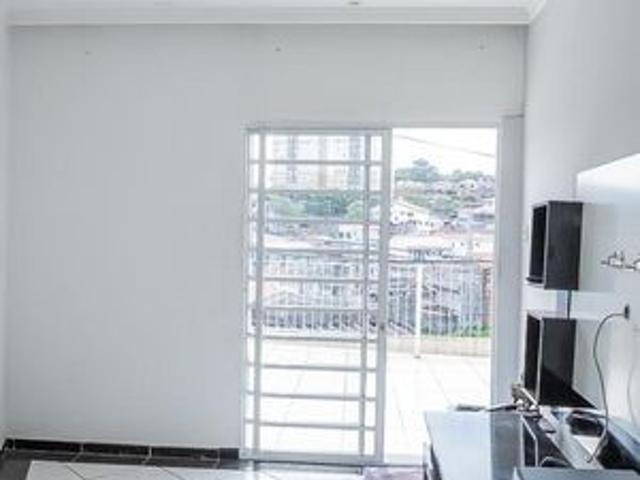 Casa para alugar com 80m², 2 quartos e sem vaga