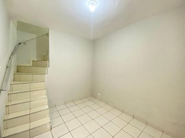 Casa para alugar com 80m², 2 quartos e sem vaga