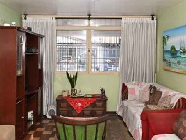 Casa para alugar com 90m², 3 quartos e 2 vagas
