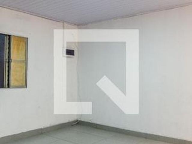 Casa para alugar com 90m², 2 quartos e 3 vagas