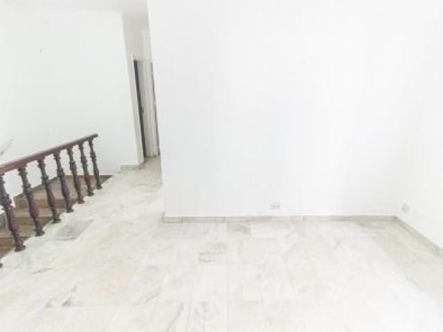 Casa para alugar com 90m², 4 quartos e 1 vaga