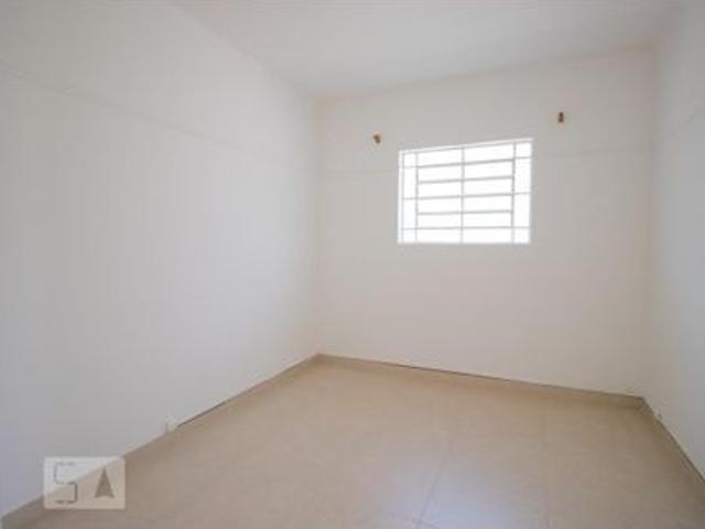 Casa para alugar com 100m², 2 quartos e sem vaga