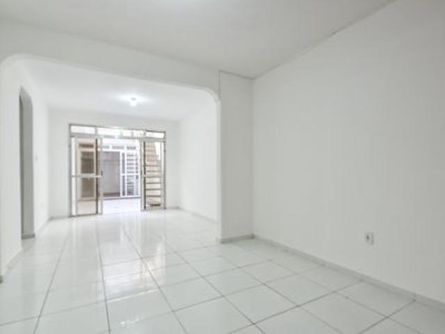 Casa para alugar com 119m², 3 quartos e 1 vaga
