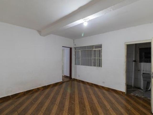 Casa para alugar com 120m², 1 quarto e sem vaga