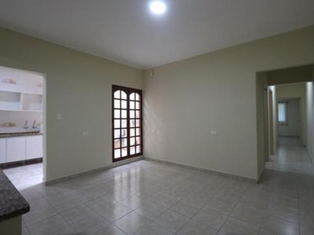 Casa para alugar com 120m², 2 quartos e 1 vaga