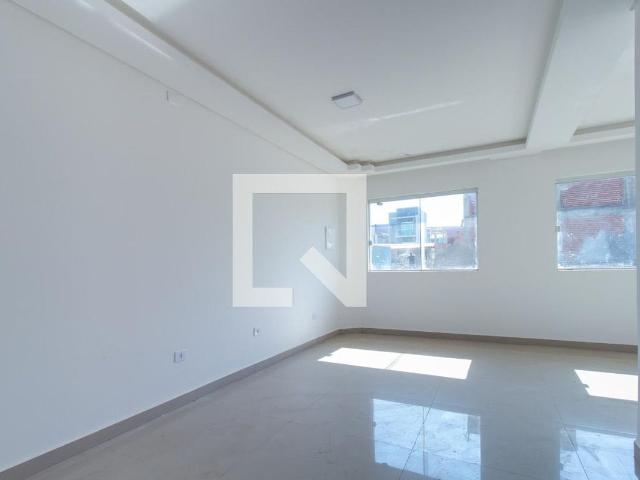 Casa para alugar com 120m², 2 quartos e 2 vagas