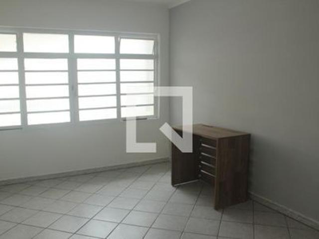 Casa para alugar com 140m², 3 quartos e 3 vagas