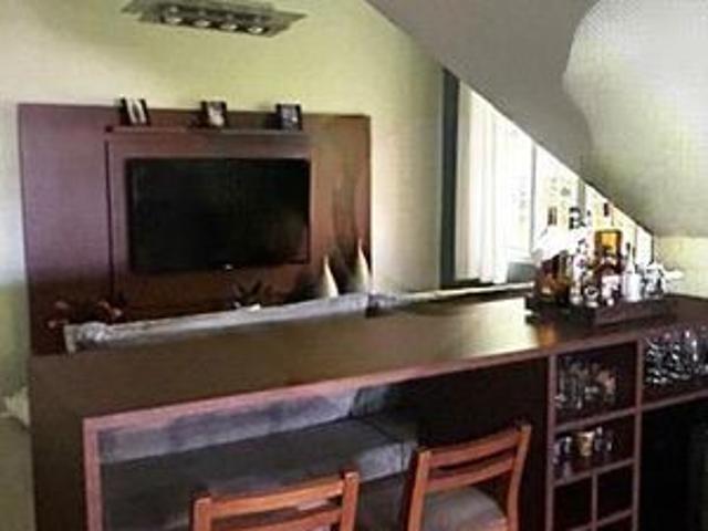 Casa para alugar com 200m², 4 quartos e 2 vagas