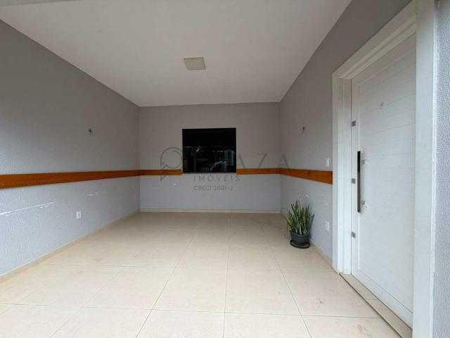 Casa para alugar com 158m², 4 quartos e 2 vagas