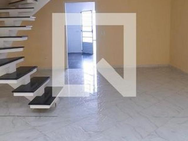 Casa para alugar com 160m², 3 quartos e 2 vagas