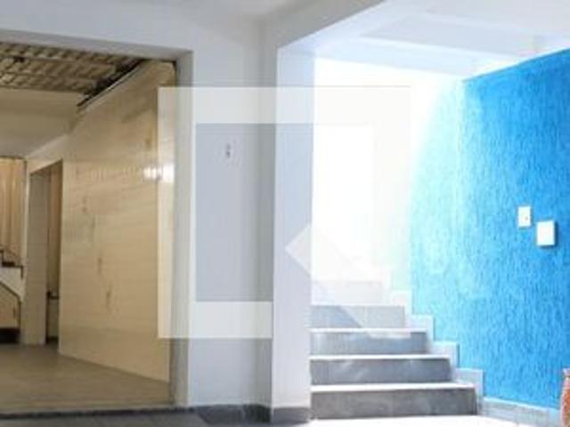 Apartamento para alugar com 0m², 0 quarto e sem vaga