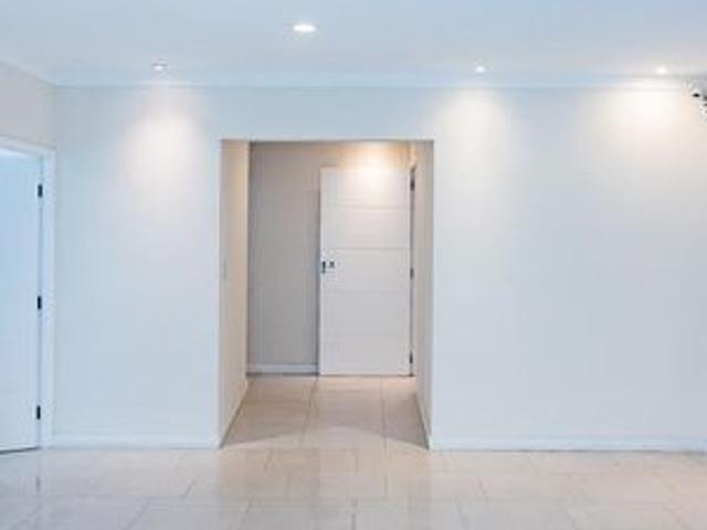 Casa para alugar com 180m², 3 quartos e 1 vaga