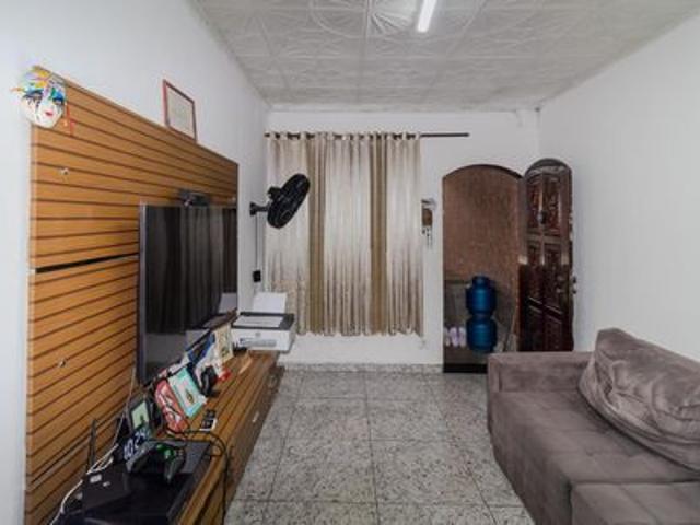 Casa para alugar com 180m², 3 quartos e 2 vagas