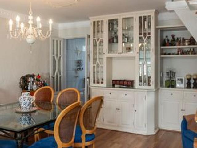 Casa para alugar com 180m², 3 quartos e 2 vagas