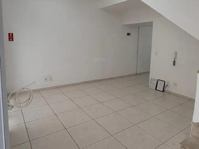 Casa para alugar com 1 quarto e 170 m² por R$ 4.500/mês