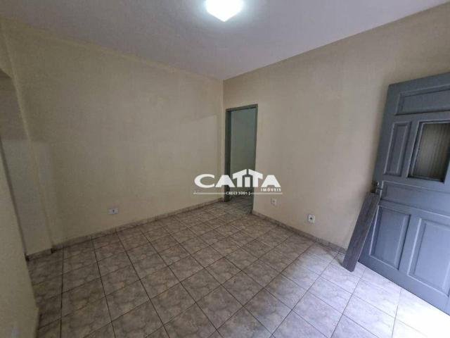 Casa para alugar com 1 quarto e 40 m² por R$ 1.300/mês
