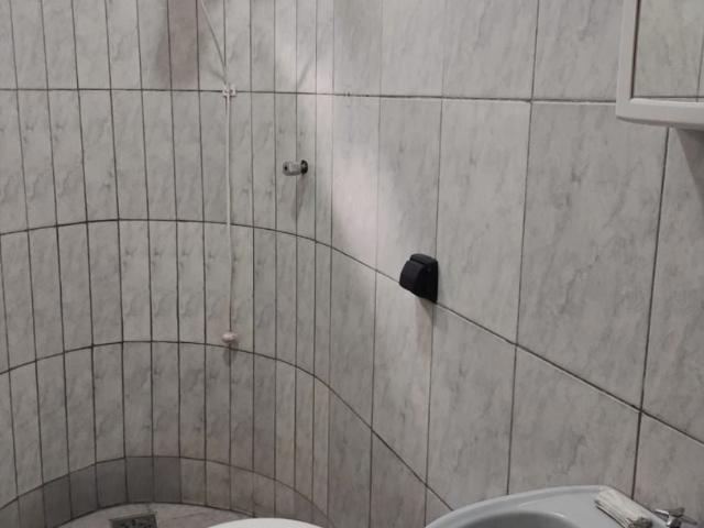 Casa para alugar com 1 quarto e 50 m² por R$ 1.500/mês