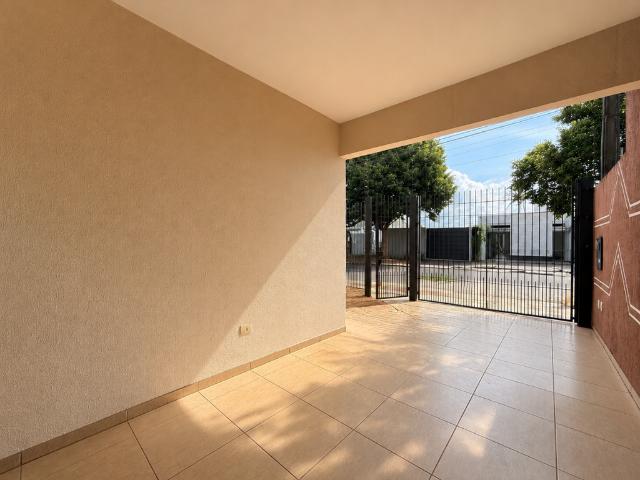 Casa para alugar com 1 Suíte + 1 Quarto em Jardim Dias I, Maringá PR