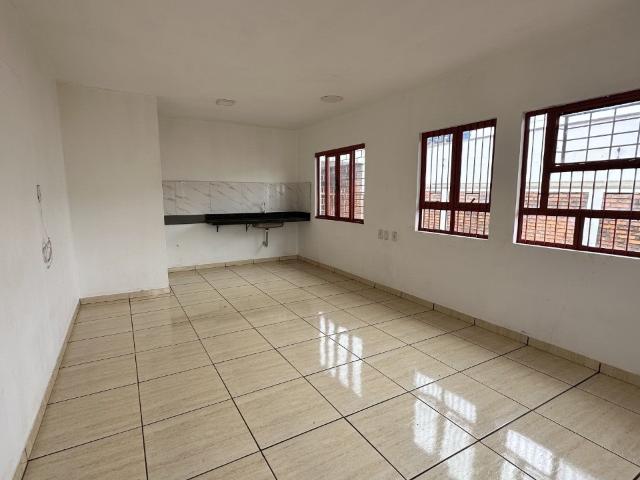 Casa para alugar com 1 suíte + 2 quartos em Vila São Francisco, Dourados MS