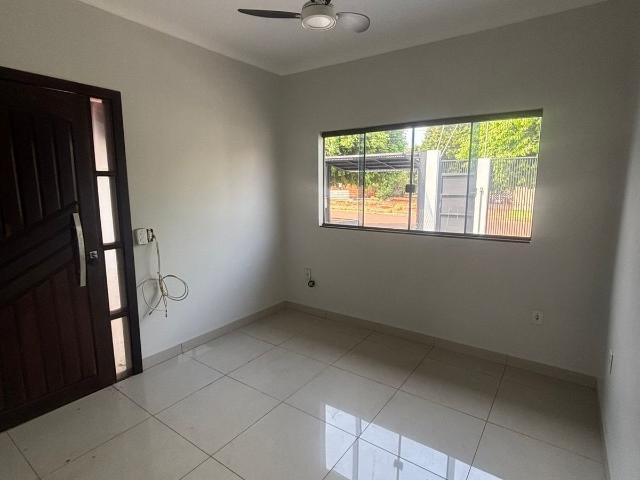 Casa para alugar com 1 suíte + 2 quartos em Jardim Colibri, Dourados MS