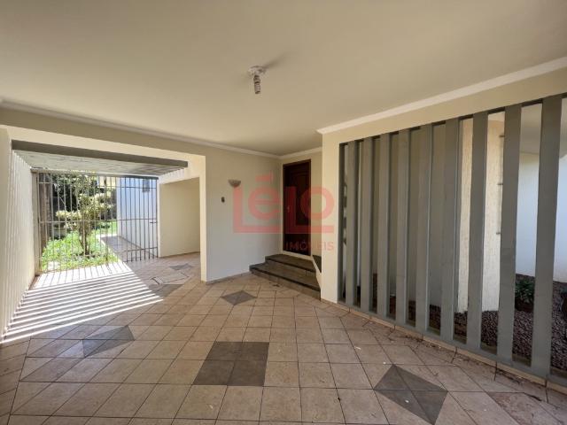 Casa para alugar com 1 Suíte + 2 Quartos em Jardim Canadá, Maringá PR