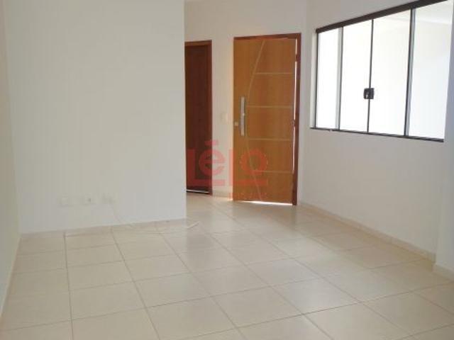 Casa para alugar com 1 Suíte + 2 Quartos em Jardim Dias I, Maringá PR