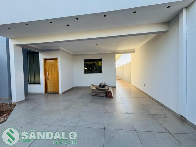 Casa para alugar com 1 Suíte + 2 Quartos em Jardim Oriental, Maringá PR