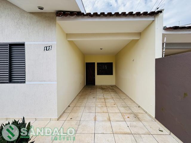 Casa para alugar com 1 Suíte + 2 Quartos em Jardim Santa Helena, Maringá PR