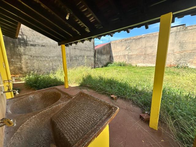 Casa para alugar com 1 suíte + 2 quartos em Parque Alvorada, Dourados MS