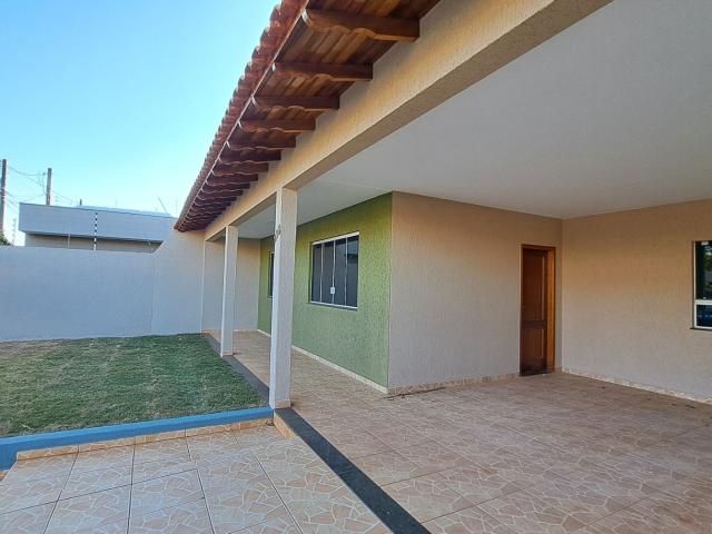 Casa para alugar com 1 Suíte + 3 Quartos em Cafezal, Londrina PR