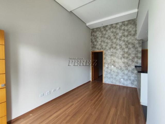 Casa para alugar com 1 Suíte + 3 Quartos em Jardim Belo Horizonte, Londrina PR