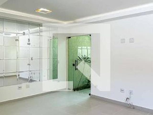 Casa para alugar com 200m², 3 quartos e 1 vaga
