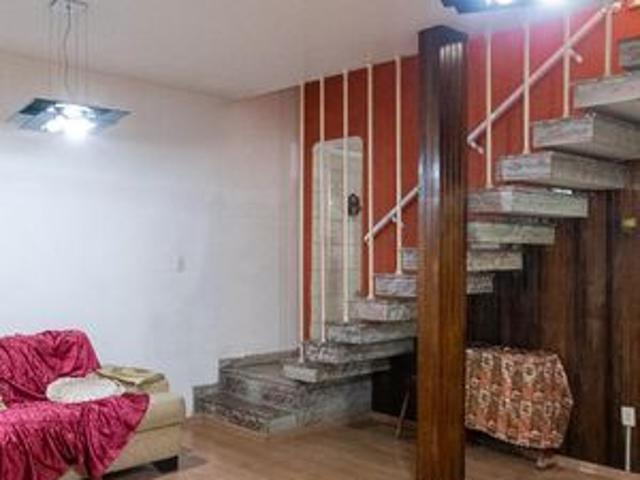 Casa para alugar com 200m², 3 quartos e 2 vagas