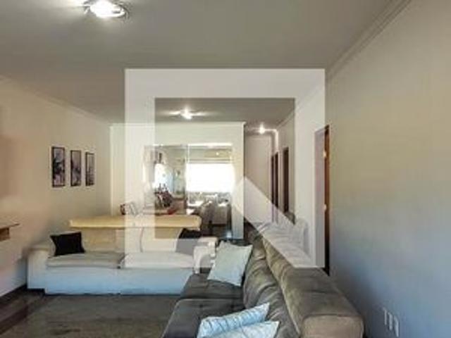 Casa para alugar com 200m², 3 quartos e 3 vagas