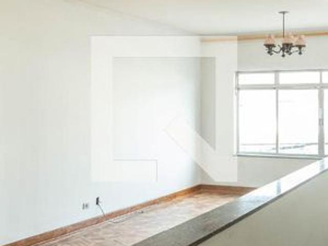 Casa para alugar com 200m², 4 quartos e sem vaga