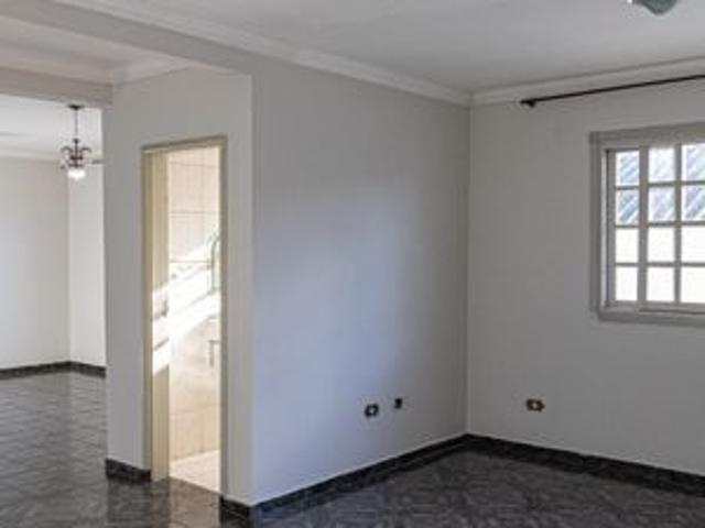 Casa para alugar com 202m², 3 quartos e 1 vaga