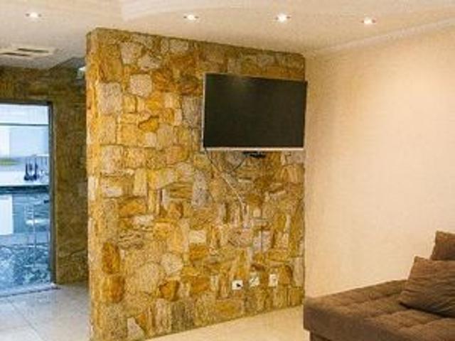 Casa para alugar com 210m², 3 quartos e 4 vagas
