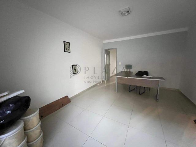 Casa para alugar com 218m², 3 quartos e 2 vagas
