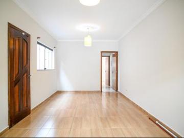 Casa para alugar com 220m², 4 quartos e 4 vagas